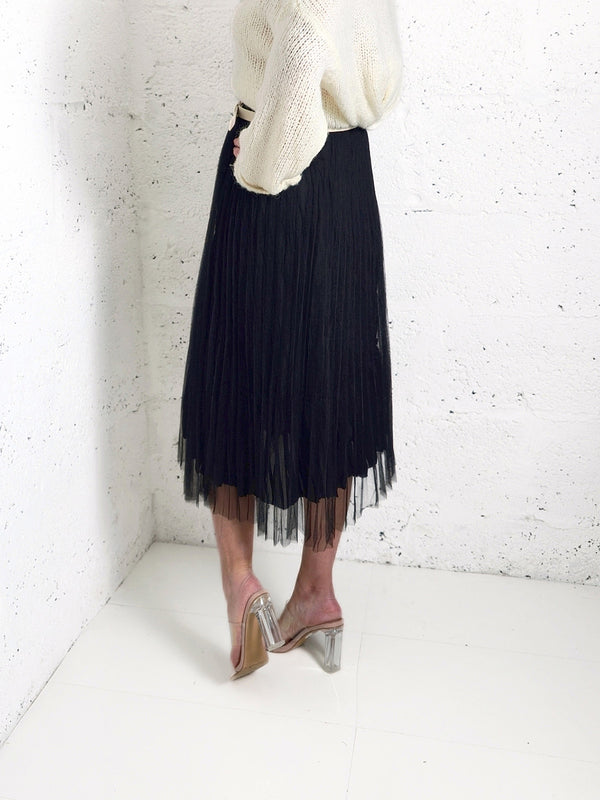Dara Black structured detail Pleated tulle skirt