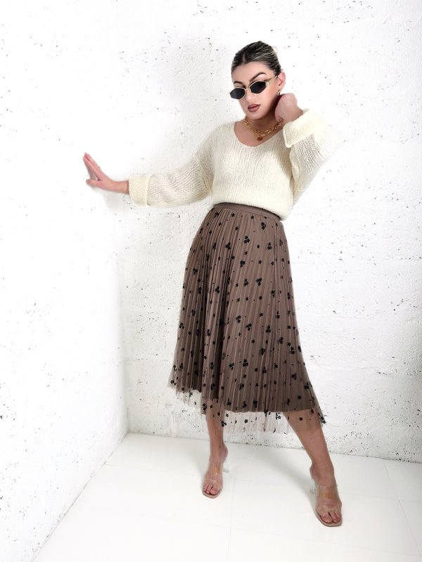 Zoe Brown Flower detail Pleated 2 side skirt