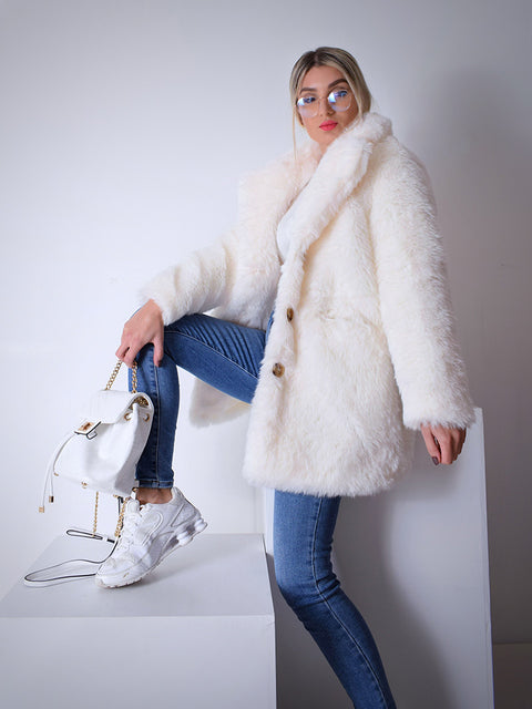 White-Cream Massive faux fur coat