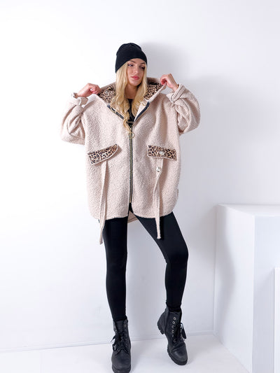 Leo detail Beige hooded coat