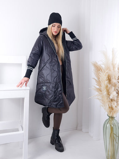 Lili Oversize Quilted hooded jacket Black