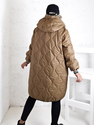 Sara Oversize Quilted hooded jacket Camel