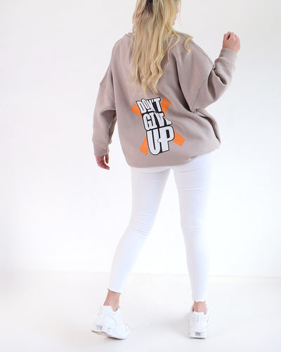 Oversize Don't give up jumper Beige