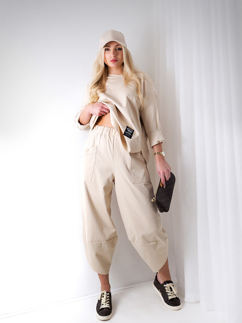 2 pieces Trousers and Jumper Beige