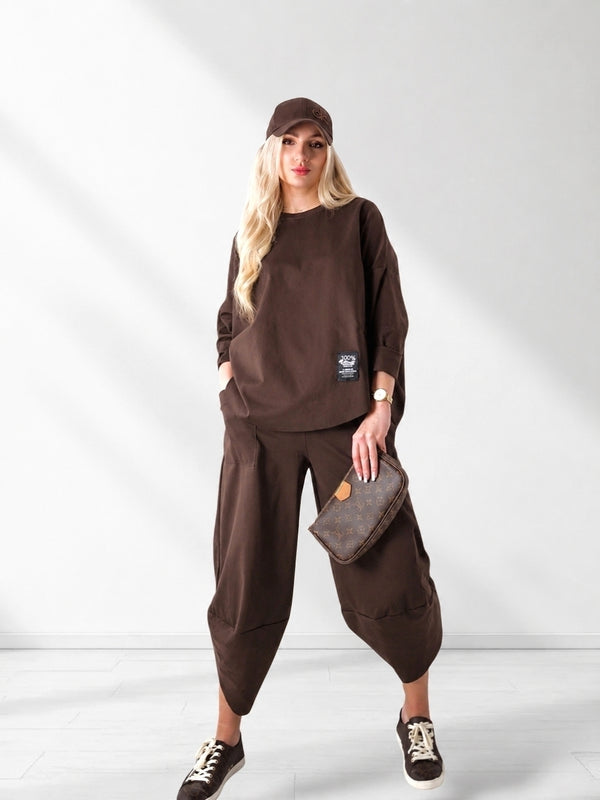 2 pieces Trousers and Jumper Brown