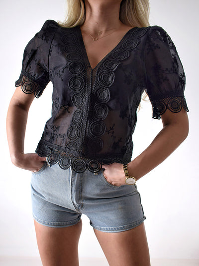 Lace crochet short sleeve top Black